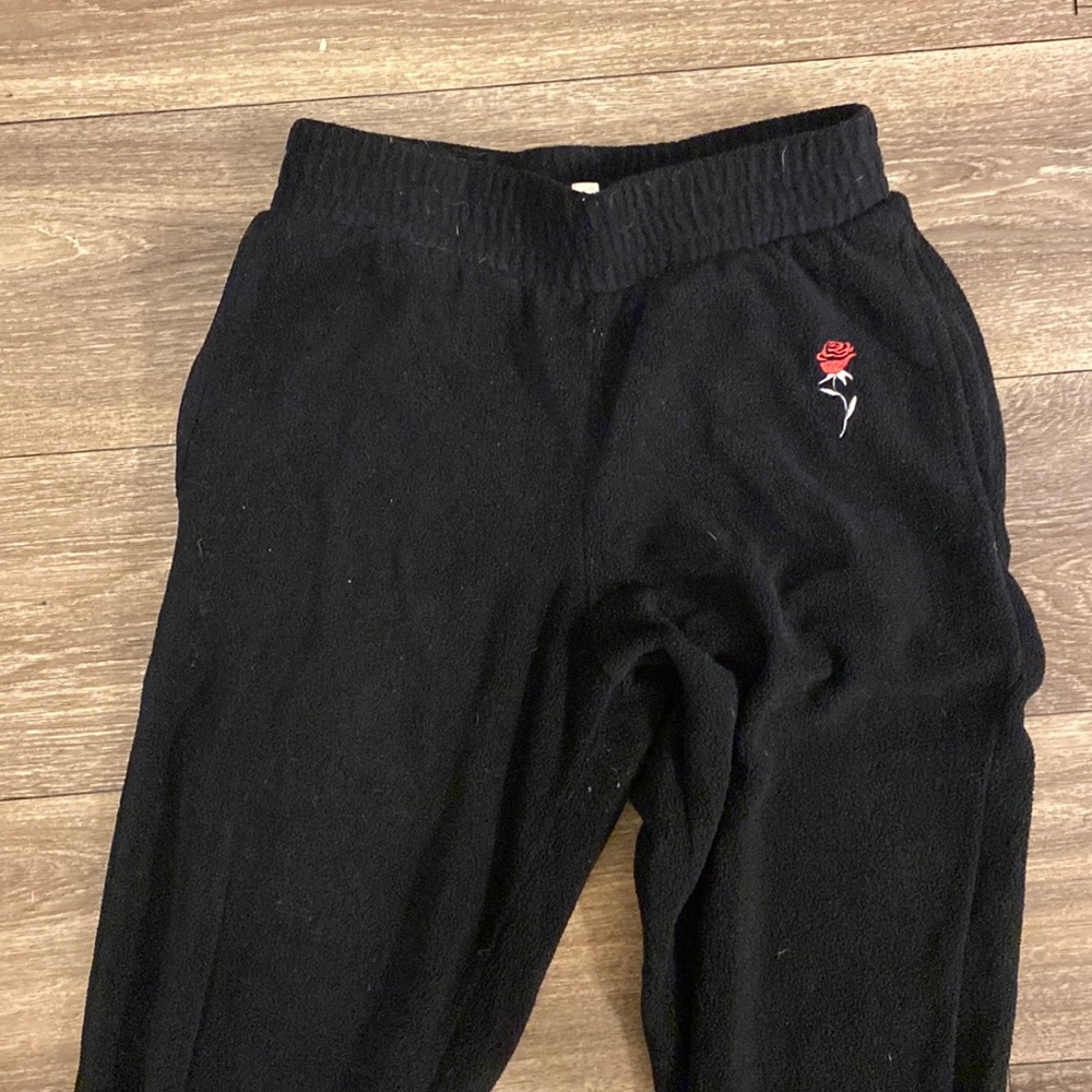 BLACK FUZZY JOGGER SWEATPANTS